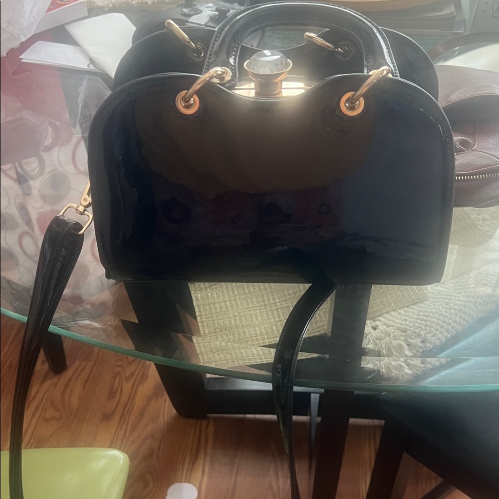 Elegant Black and Gold Women's Handbag